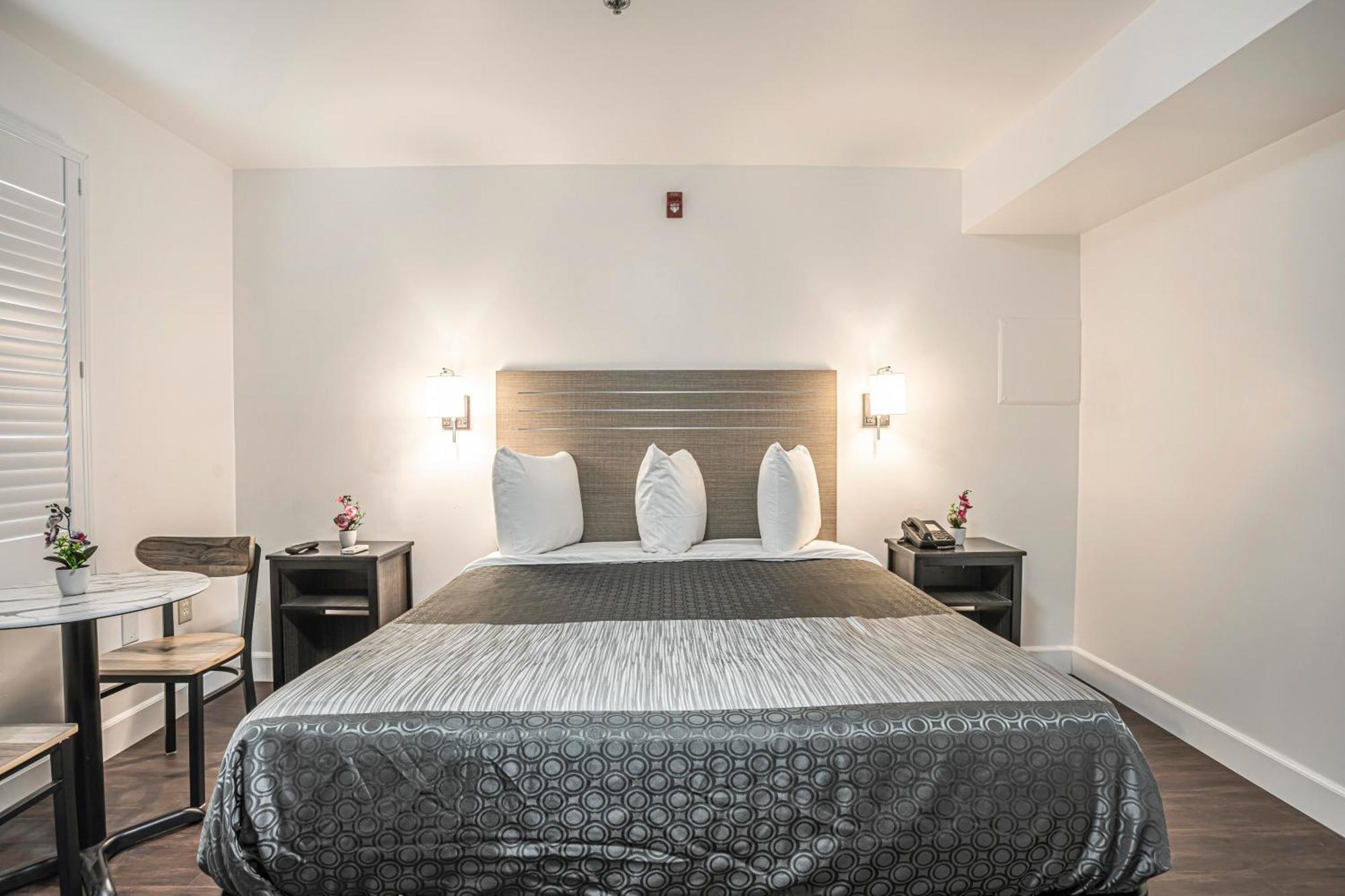 The Greens Hotel On Del Paso Sacramento Bagian luar foto